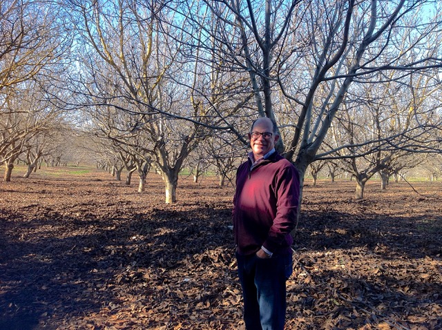 Álvaro Fernández Nebreda at La Molinilla walnut orchard. Photo © Karethe Linaae